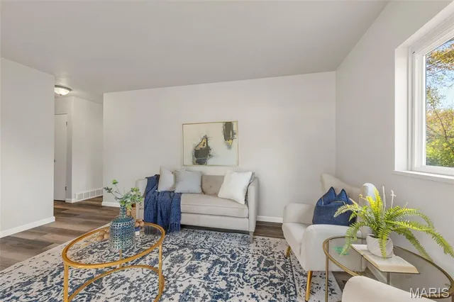 $105,000 | 10512 Count Drive, St. Louis, MO 63136