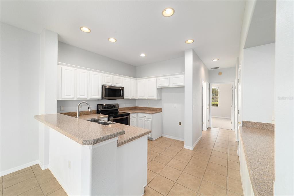 9476 Southeast 130th Street Road Summerfield, FL 34491 - Photo 19 of 57