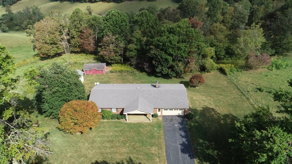 5771 Joy Ranch Road Fancy Gap, VA 24328 - Photo 6 of 45 Gallery Image 6