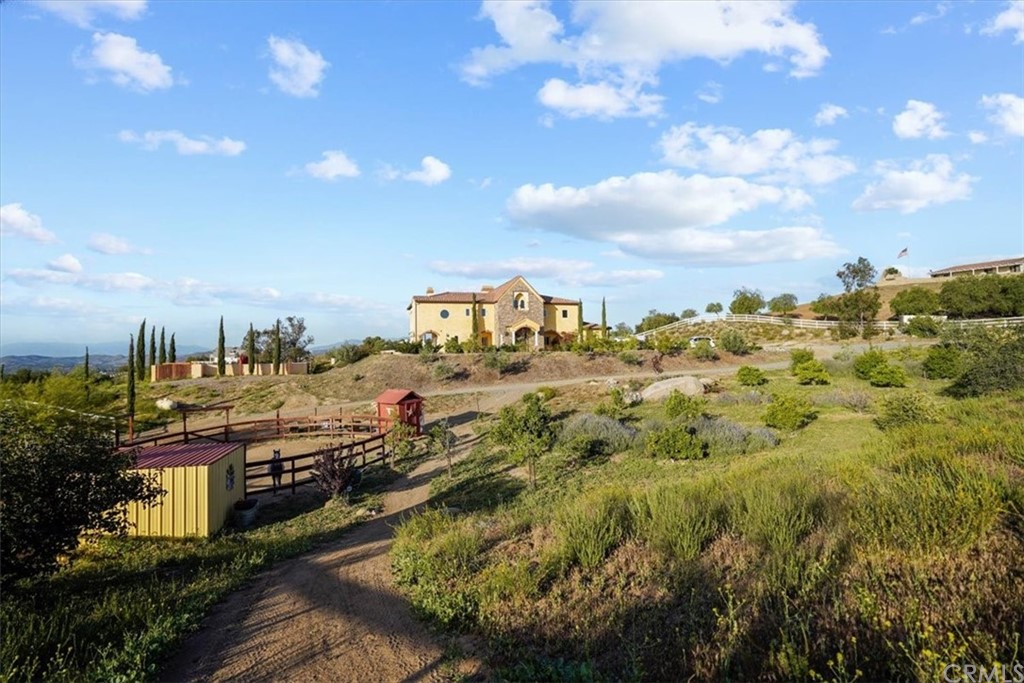 39150 Vía De Oro Temecula, CA 92592 - Photo 58 of 60 Absolutely gorgeous estate