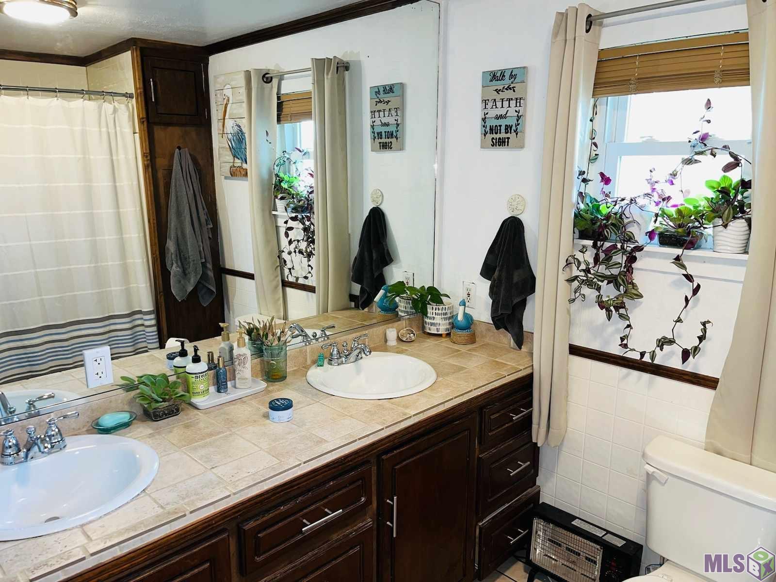 404 Aragon Road Montegut, LA 70377 - Photo 9 of 21 Gallery Image 9