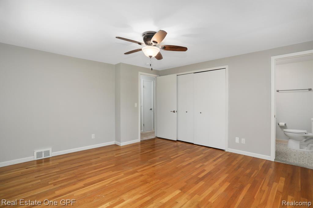 724 South Rosedale Court Grosse Pointe Woods, MI 48080 - Photo 23 of 31