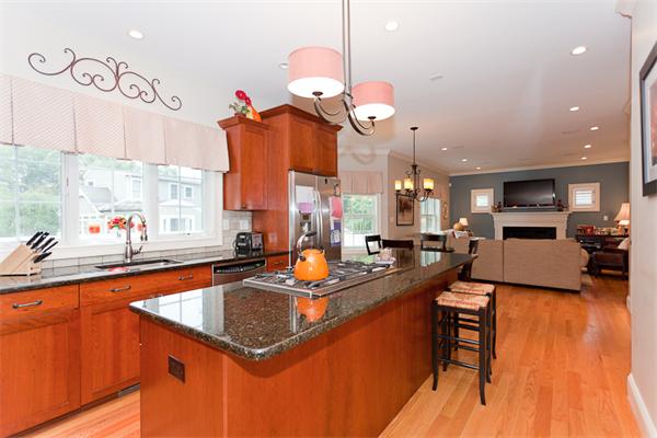 38 Oldham Road Arlington, MA 02474 - Photo 4 of 28