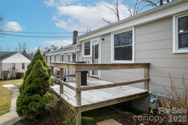 $239,000 | 19 Trowbridge Lane, Brevard, NC 28712