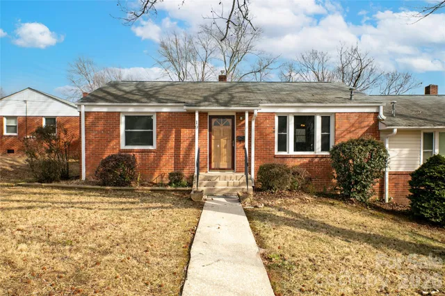 $239,000 | 19 Trowbridge Lane, Brevard, NC 28712