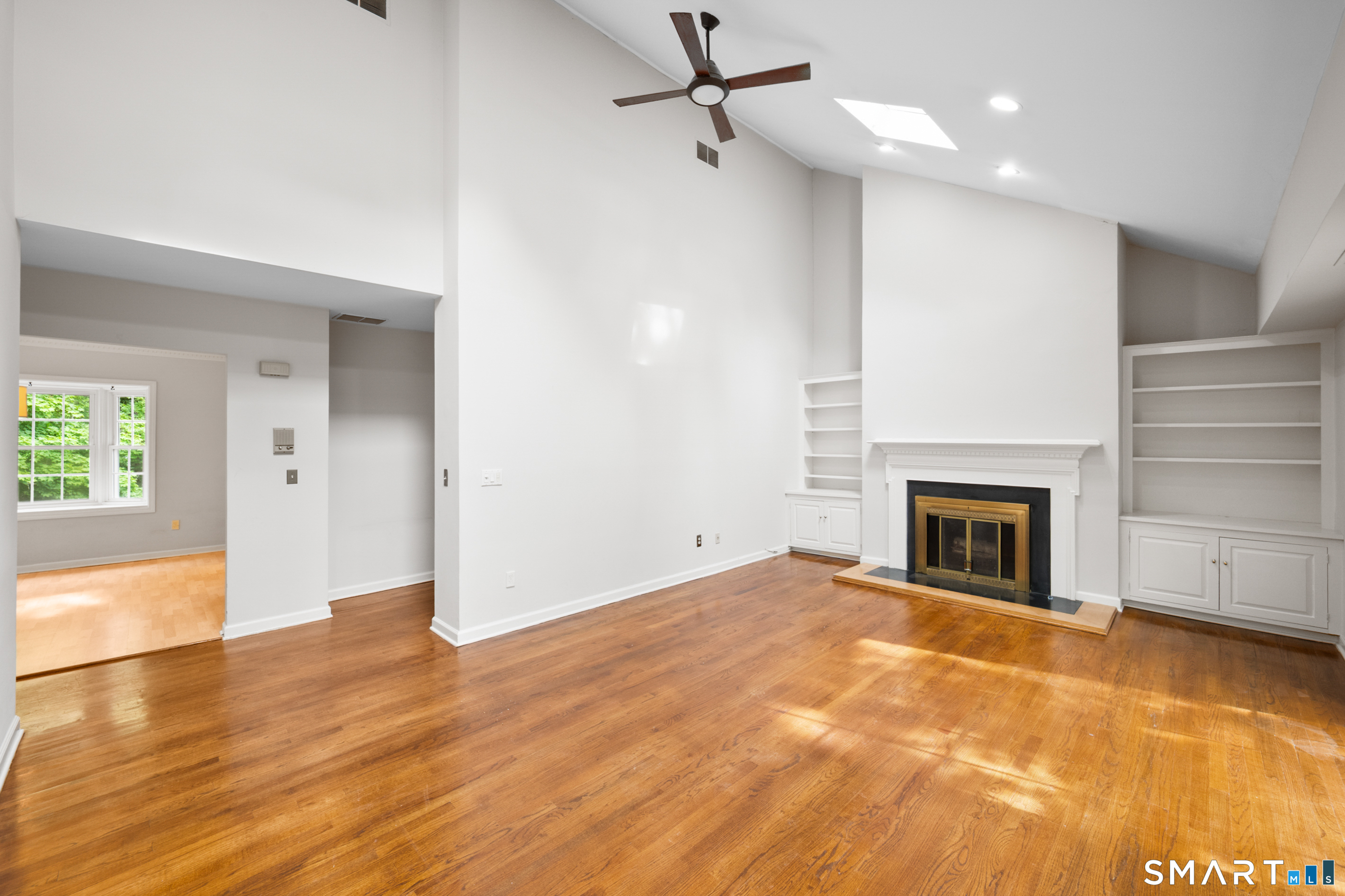 3 Valley View Road, Unit 39 Norwalk, CT 06851 - Photo 3 of 13
