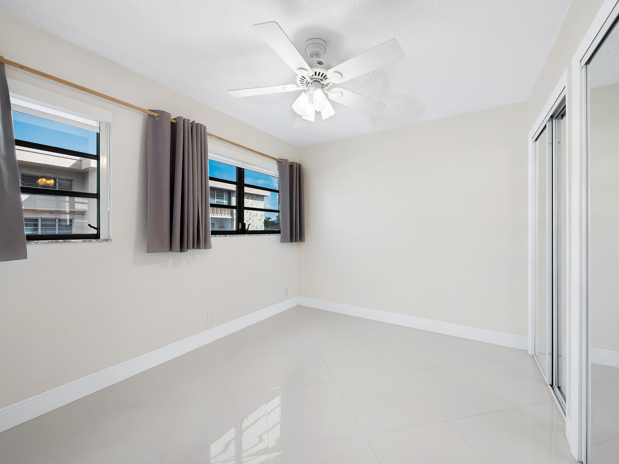 329 Southeast 3rd Street, Unit 305P Hallandale Beach, FL 33009 - Photo 16 of 23 Photo 16