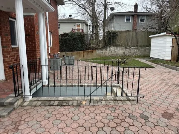 $4,850 | 5 Linwood Road North, Unit 2, Port Washington, NY 11050