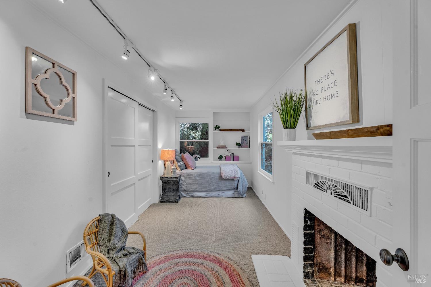 30 Bella Vista Avenue Belvedere, CA 94920 - Photo 50 of 89 a living room with furniture and flat screen tv