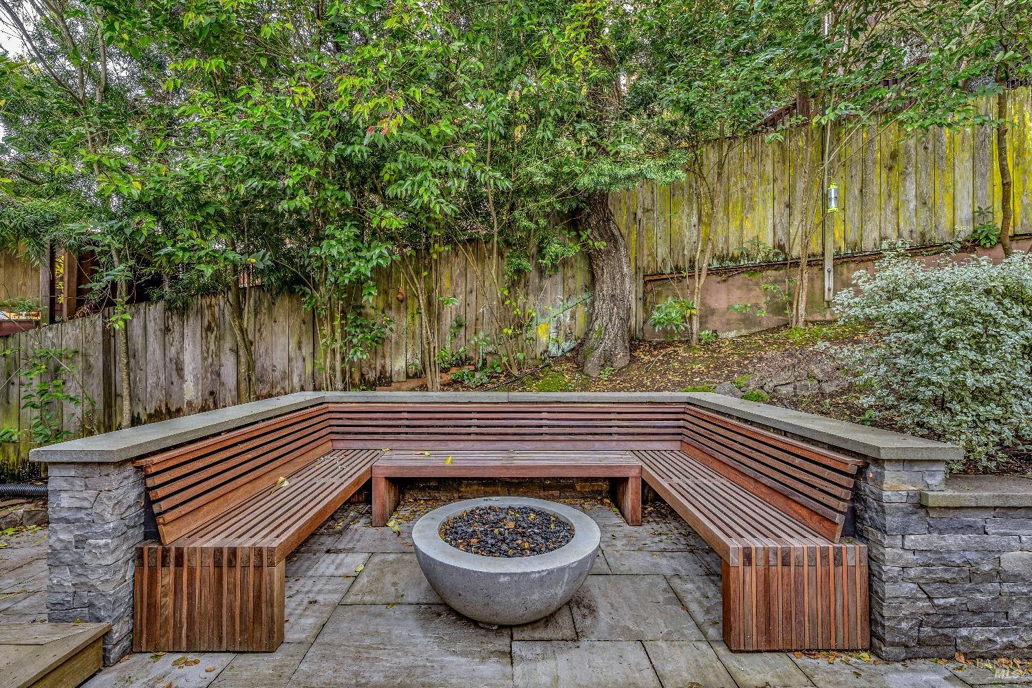 30 Bella Vista Avenue Belvedere, CA 94920 - Photo 60 of 89 a view of outdoor space and yard