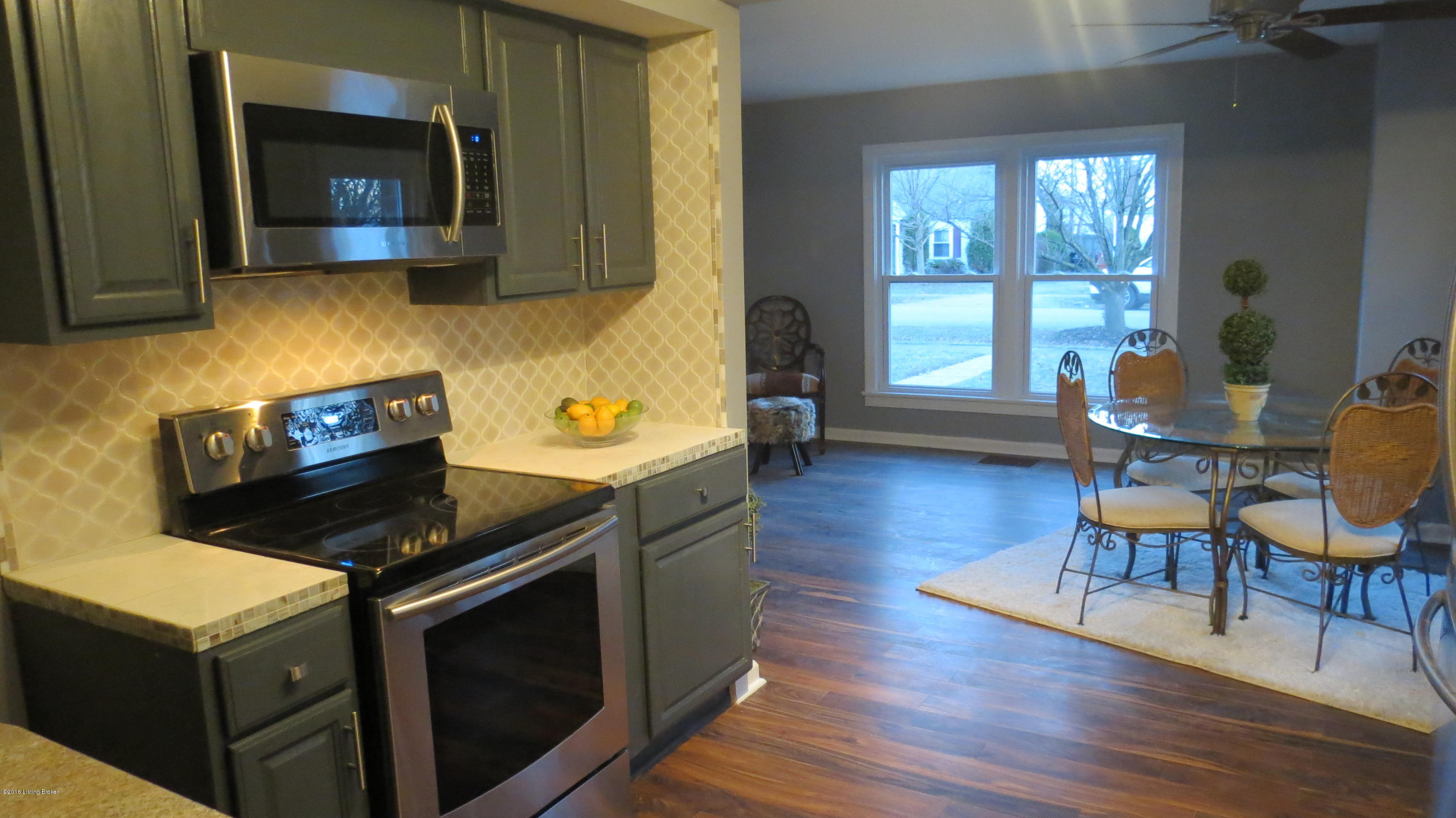 2631 Alanmede Road Louisville, KY 40205 - Photo 7 of 32 IMG_9703