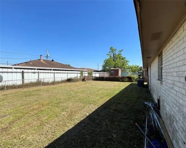 $99,000 | 2712 Guerra Drive, Violet, LA 70092