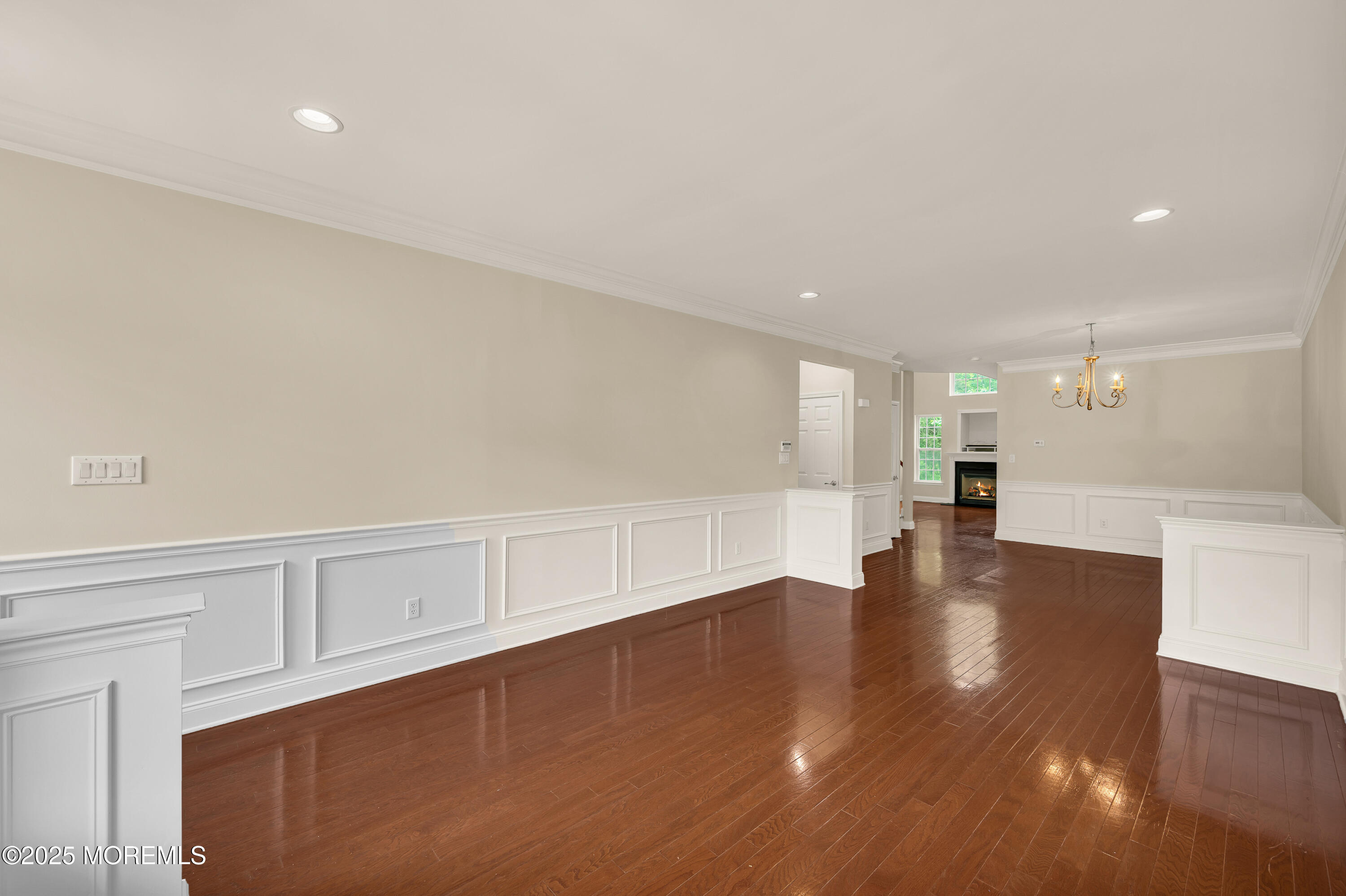 59 Brookfield Drive Jackson, NJ 08527 - Photo 5 of 42 a view of a livingroom with wooden floors
