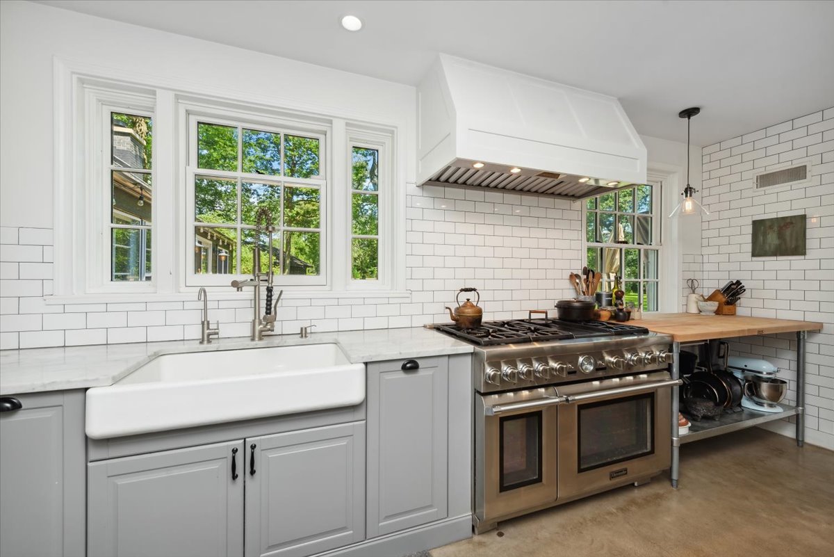 2570 Riverwoods Road Riverwoods, IL 60015 - Photo 22 of 66