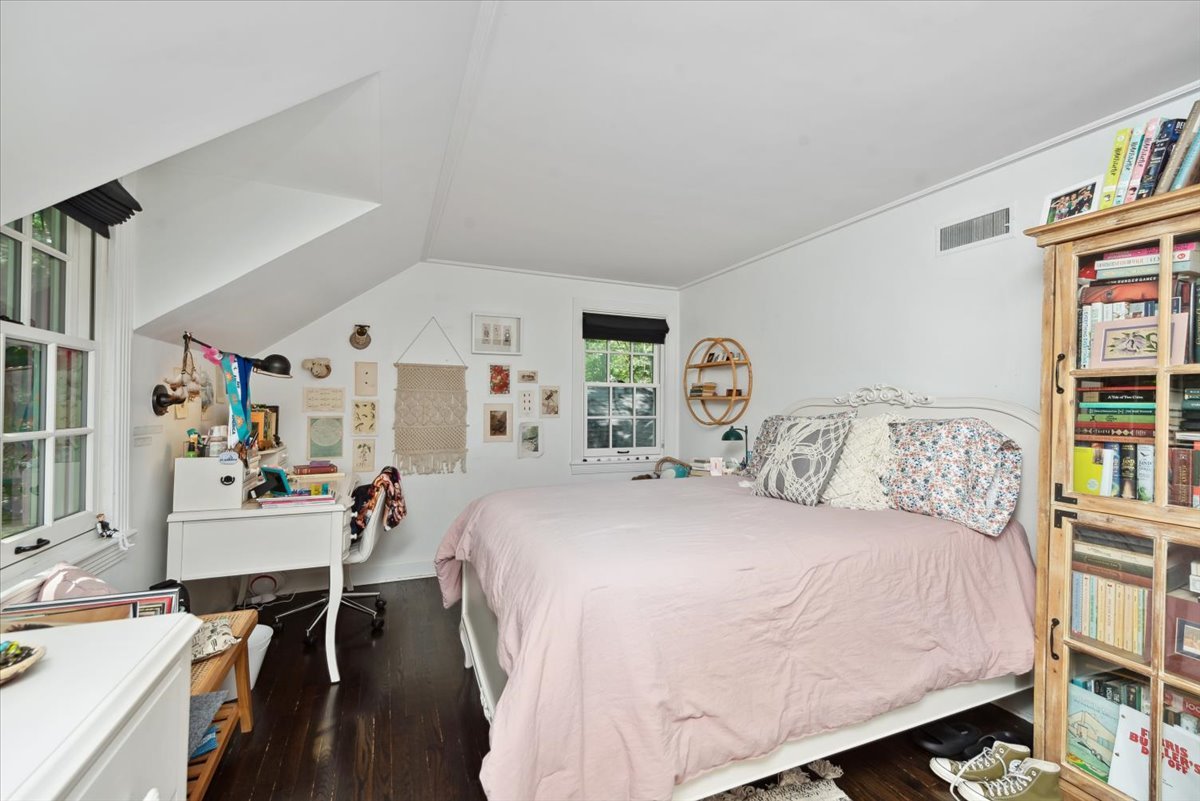 2570 Riverwoods Road Riverwoods, IL 60015 - Photo 33 of 66