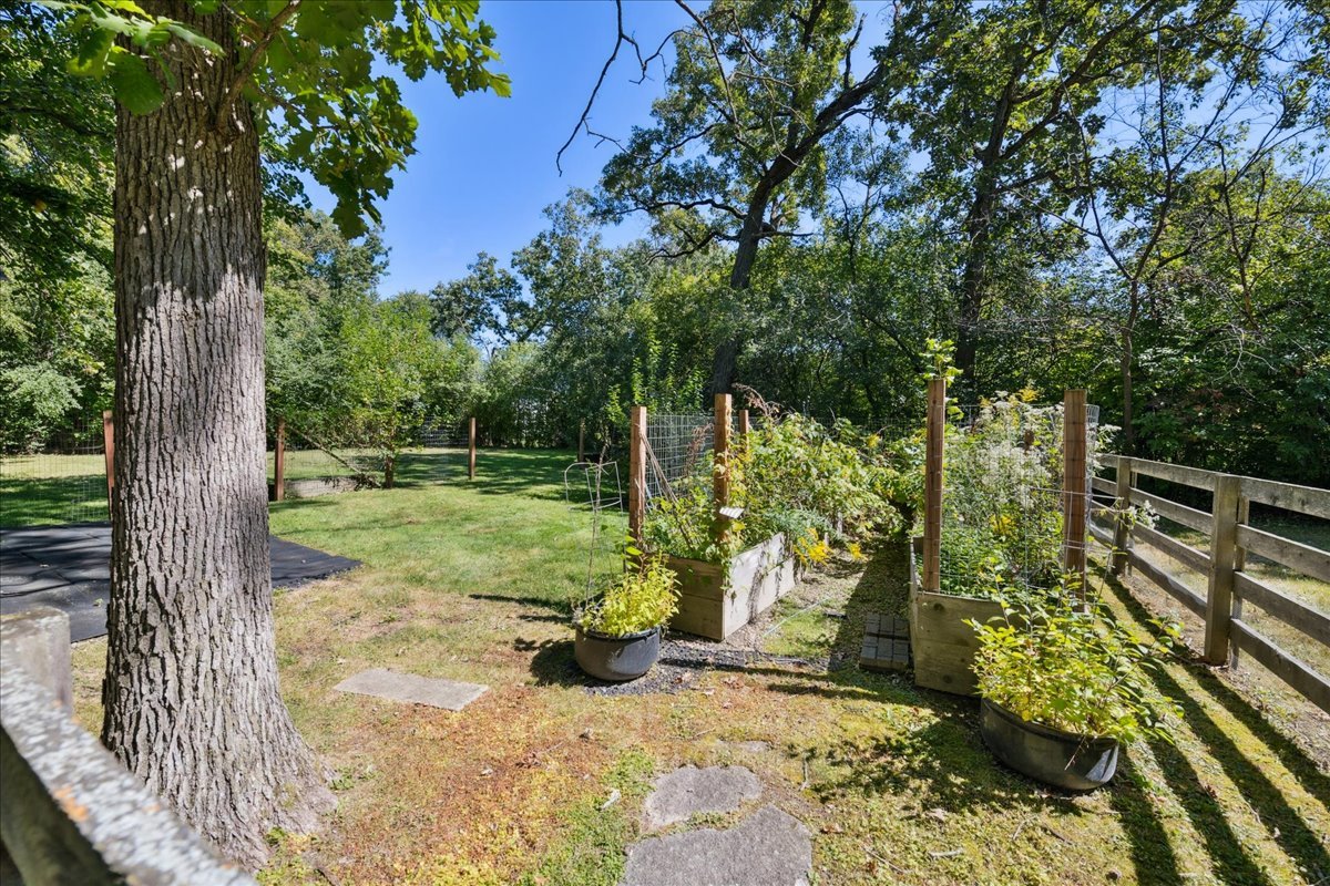 2570 Riverwoods Road Riverwoods, IL 60015 - Photo 50 of 66