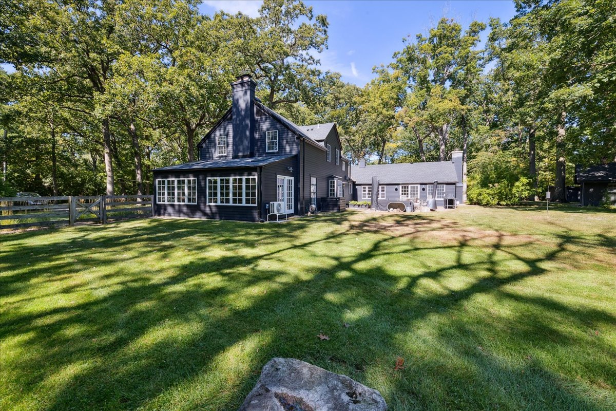 2570 Riverwoods Road Riverwoods, IL 60015 - Photo 8 of 66