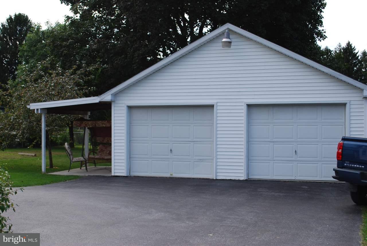 1832 Spring Road Carlisle, PA 17013 - Photo 14 of 18 Gallery Image 14