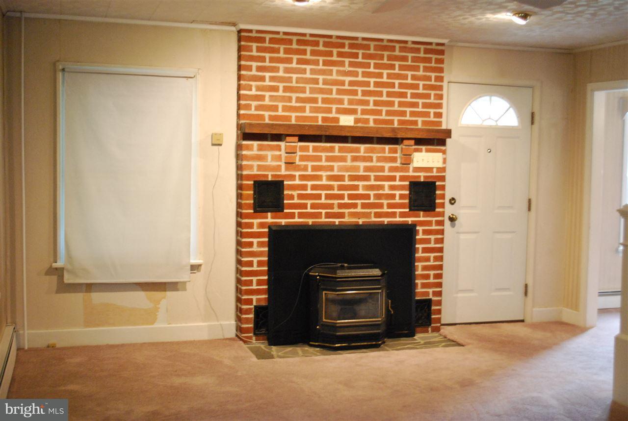 1832 Spring Road Carlisle, PA 17013 - Photo 5 of 18 Gallery Image 5