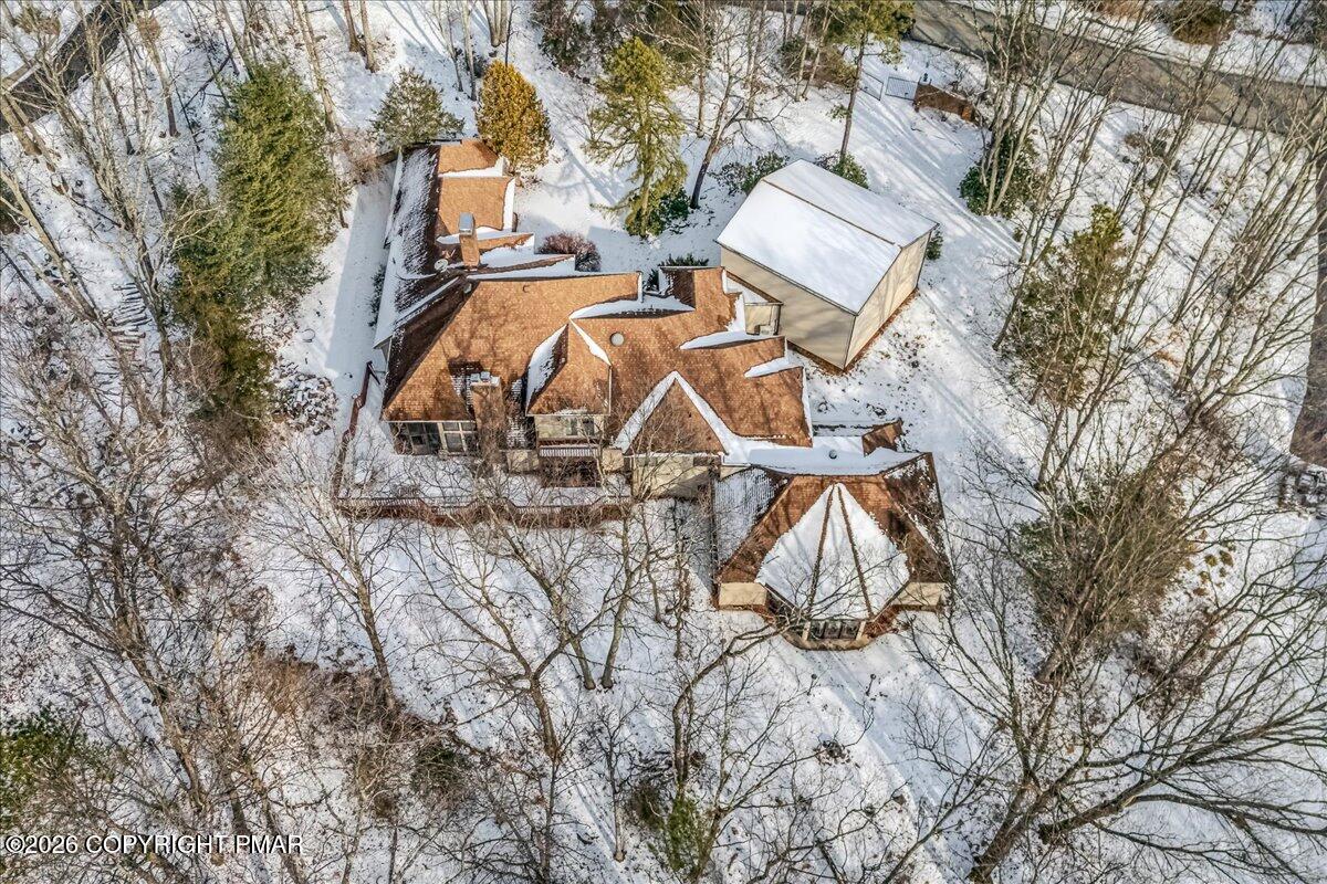 144 Ladderback Lane Cresco, PA 18326 - Photo 4 of 49 15-HomeView_Media-144_Ladderback_Ln