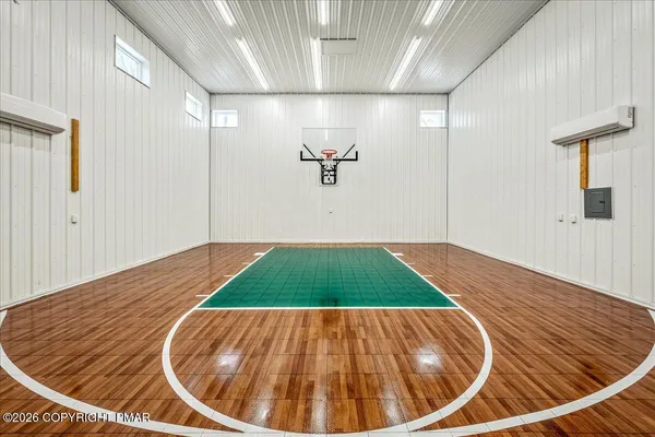 a view of an empty room with window