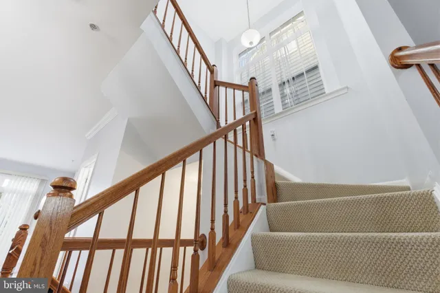 $2,950 | 11765 Skylark Road, Clarksburg, MD 20871