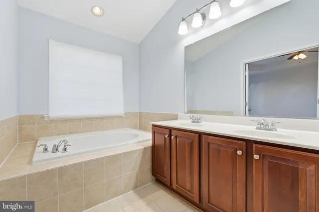 $2,950 | 11765 Skylark Road, Clarksburg, MD 20871