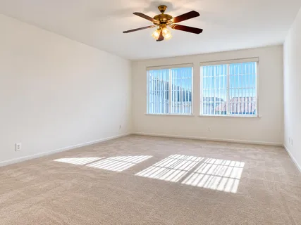 $649,900 | 5300 Kungsting Way, Elk Grove, CA 95757