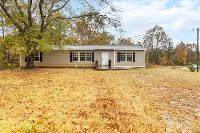 $274,000 | 2420 Creekside Drive, Sharon, SC 29742