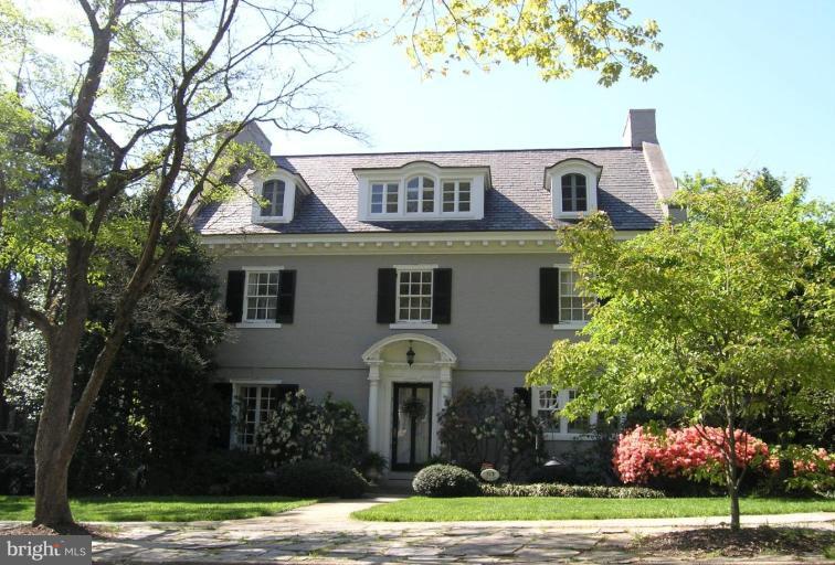 313 Overhill Road Baltimore, MD 21210 - Photo 1 of 28 Exterior (Main)