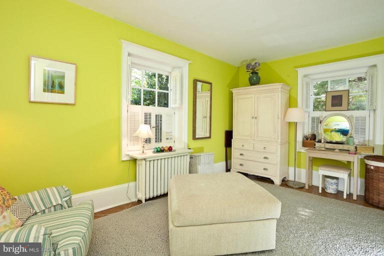 313 Overhill Road Baltimore, MD 21210 - Photo 7 of 28 Dressing Room