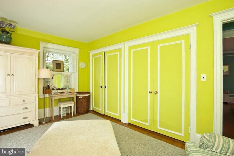 313 Overhill Road Baltimore, MD 21210 - Photo 8 of 28 Dressing Room #2