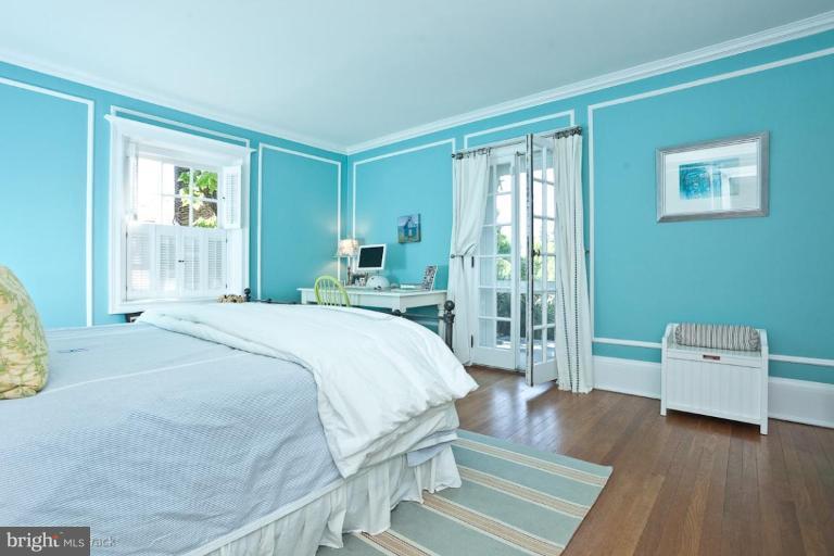 313 Overhill Road Baltimore, MD 21210 - Photo 9 of 28 Master Bedroom