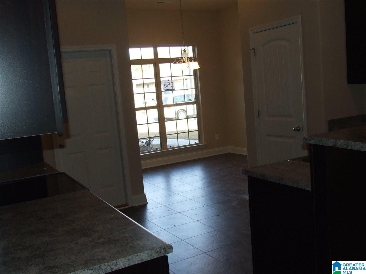 2037 Highview Way Calera, AL 35040 - Photo 8 of 23 Gallery Image 8