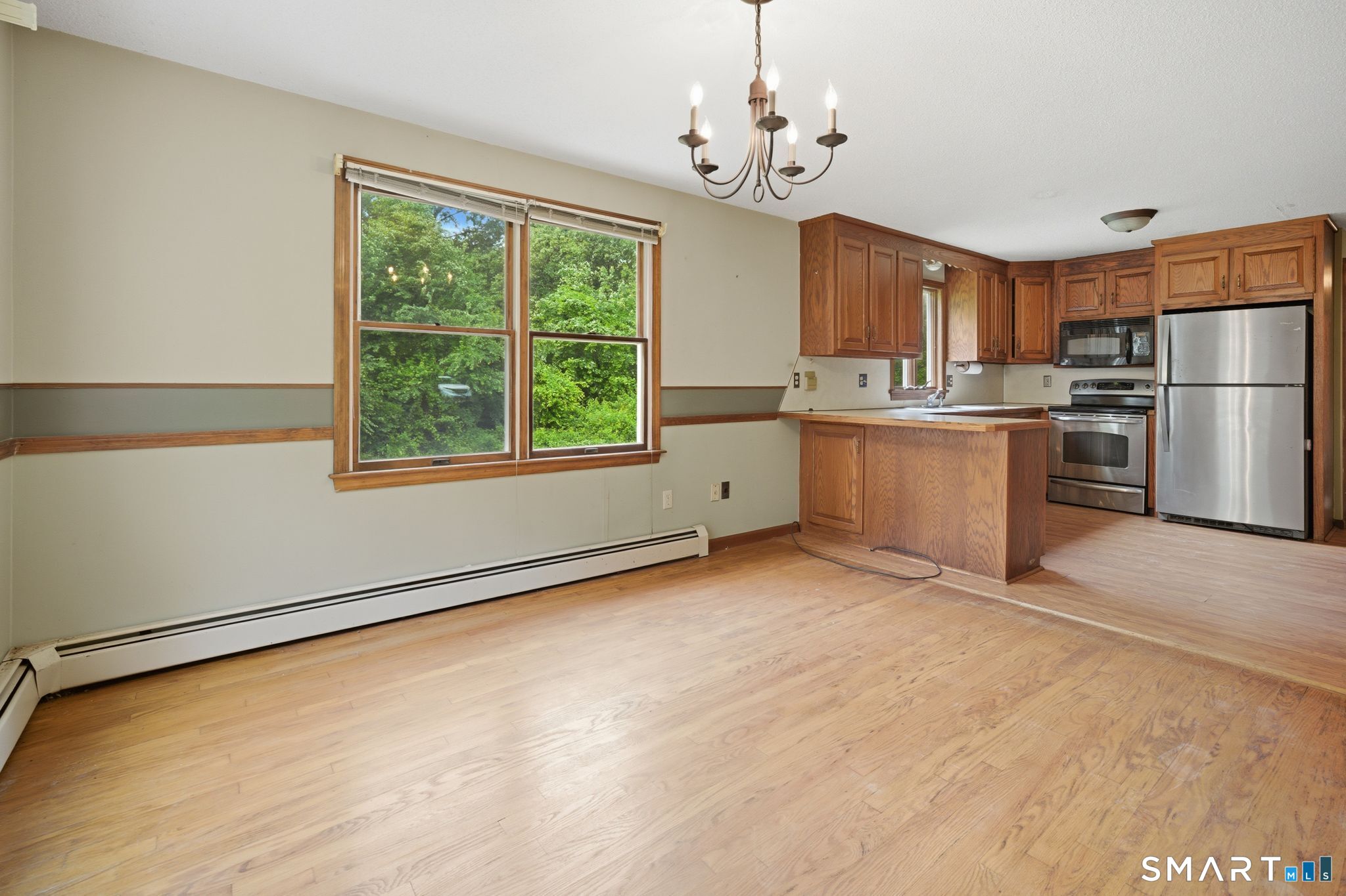 141 Hebron Road Bolton, CT 06043 - Photo 7 of 34