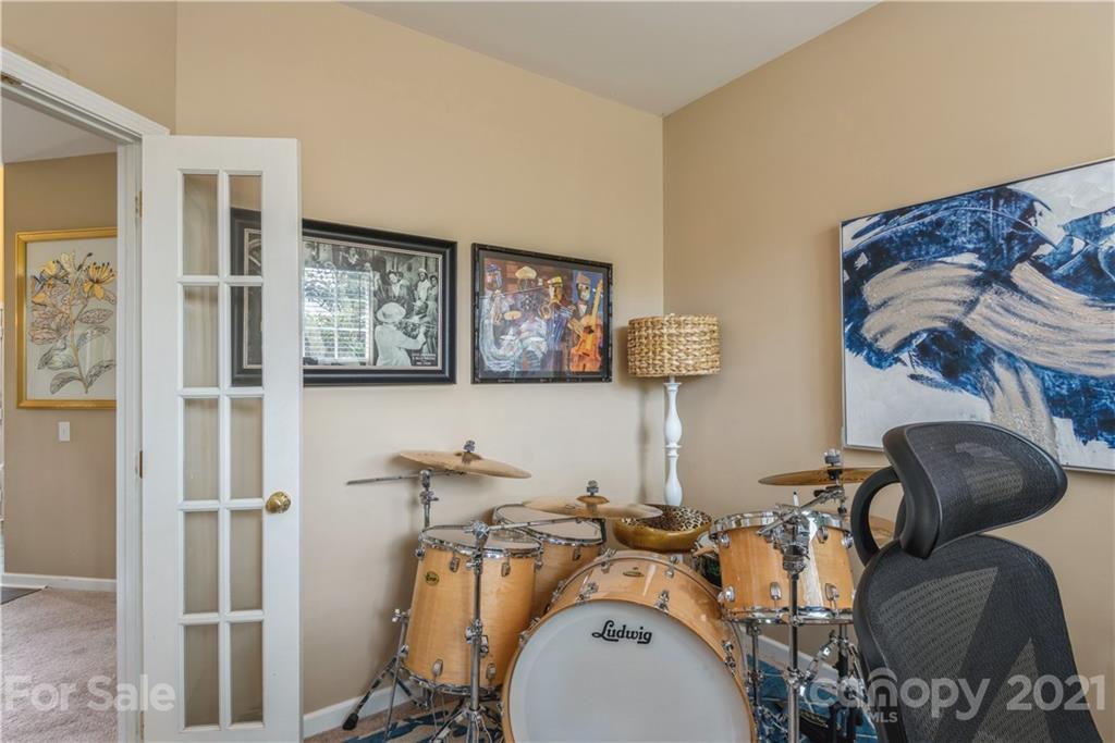 2129 Winthorp Ridge Road, Unit 286 Charlotte, NC 28270 - Photo 11 of 31 Gallery Image 11