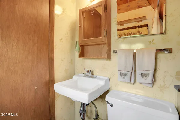 $600,000 | 1121 Gcr 2416, Kremmling, CO 80459
