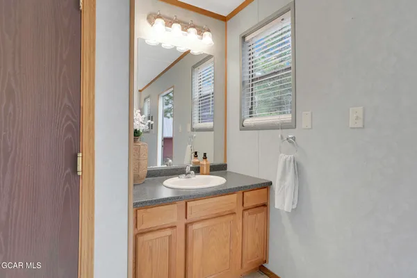 $600,000 | 1121 Gcr 2416, Kremmling, CO 80459