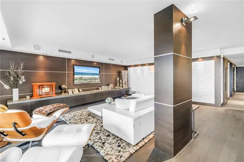 $1,375,000 | 4450 Gulf Boulevard, Unit 113, St. Pete Beach, FL 33706