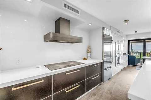 $1,375,000 | 4450 Gulf Boulevard, Unit 113, St. Pete Beach, FL 33706