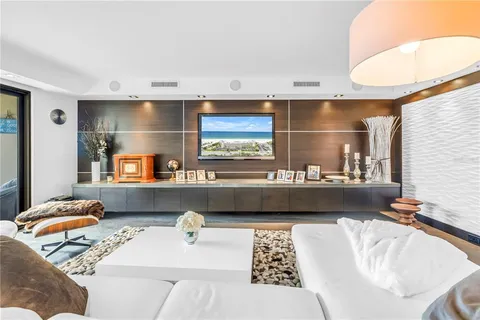 $1,375,000 | 4450 Gulf Boulevard, Unit 113, St. Pete Beach, FL 33706