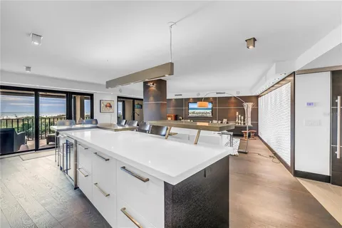 $1,375,000 | 4450 Gulf Boulevard, Unit 113, St. Pete Beach, FL 33706