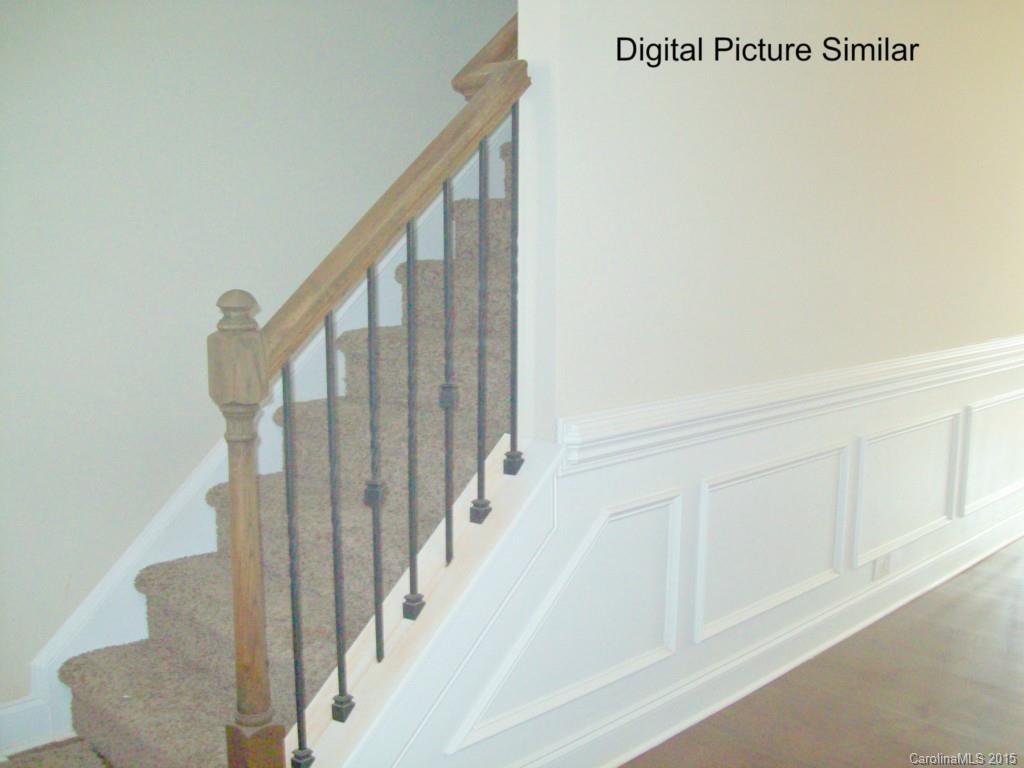 9112 Inverness Bay Road Charlotte, NC 28278 - Photo 4 of 16 Gallery Image 4