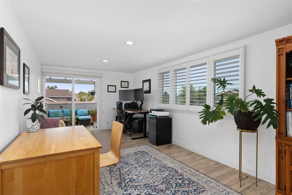 13772 Ridgecrest Circle Tustin, CA 92780 - Photo 28 of 39