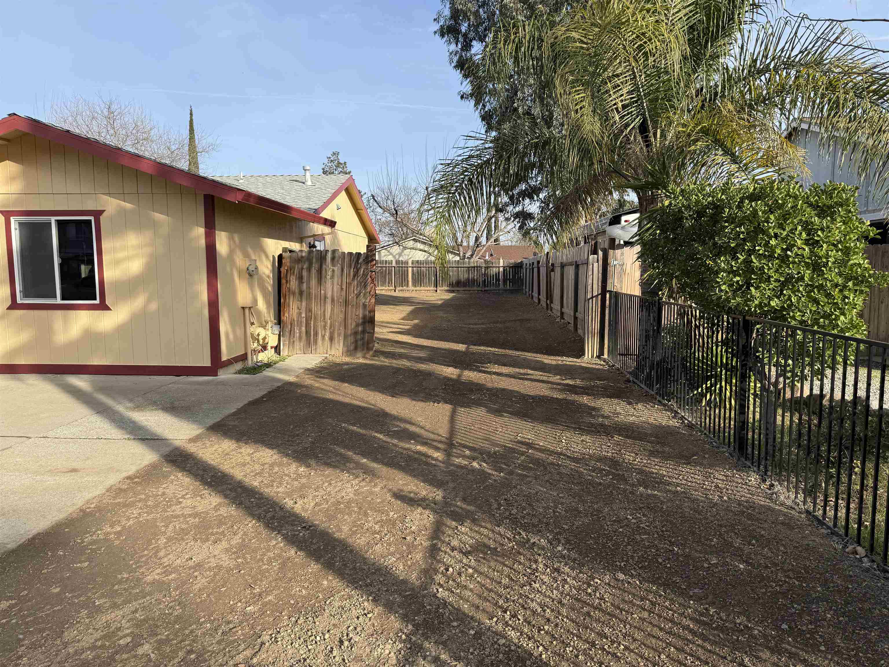 243 Edith Avenue Corning, CA 96021 - Photo 3 of 16