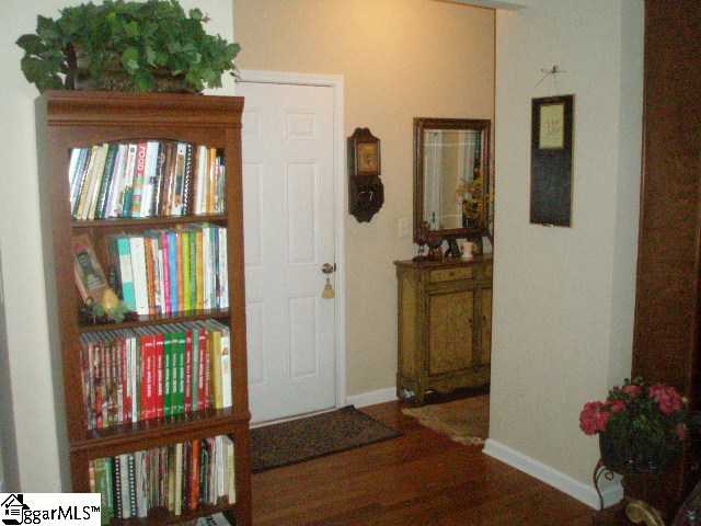 205 Rivanna Lane Greenville, SC 29607 - Photo 13 of 25 Gallery Image 13