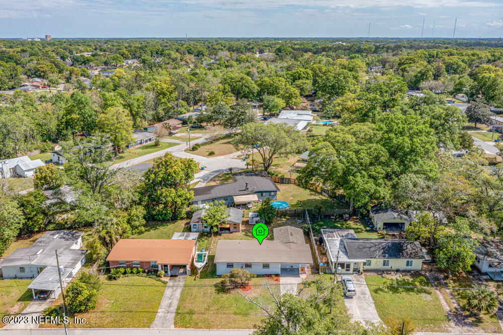 7036 Camelot Road Jacksonville, FL 32211 - Photo 25 of 27 an aerial view of a house with a yard