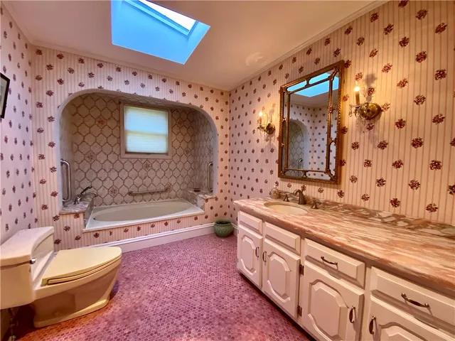 $599,000 | 308 Harris Avenue, Woonsocket, RI 02895