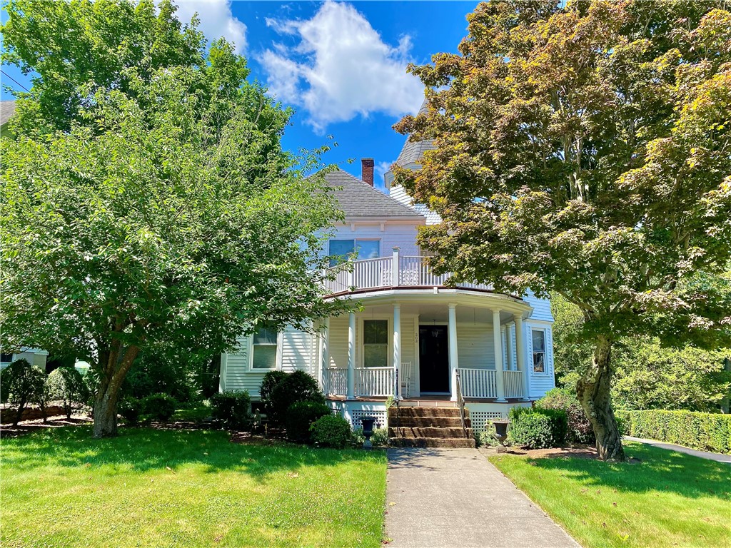 308 Harris Avenue Woonsocket, RI 02895 - Photo 2 of 36