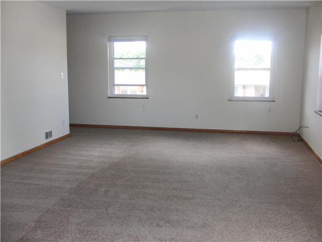 1847 Milden Road, Unit 2 Upper Arlington, OH 43221 - Photo 5 of 16